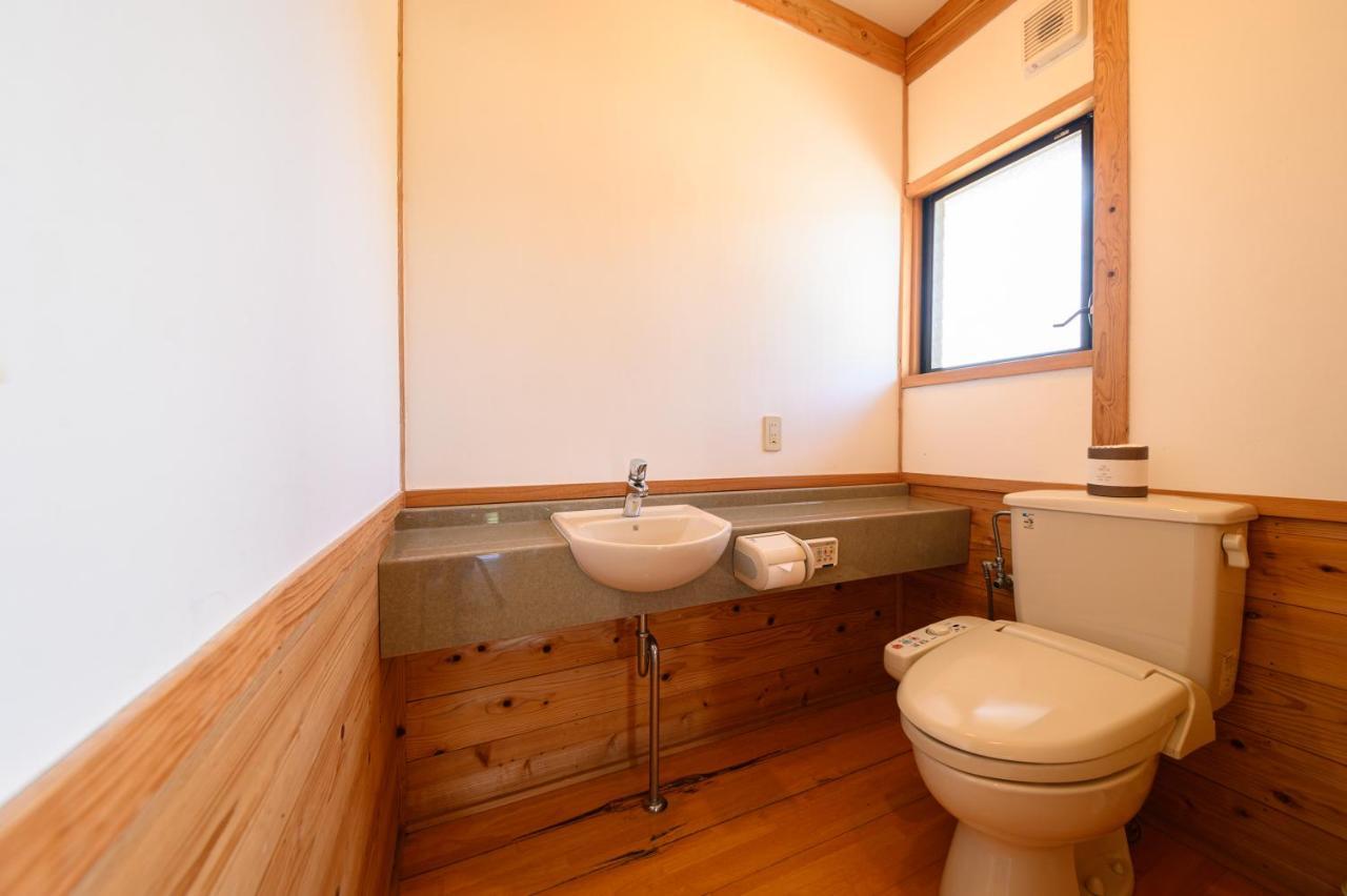Bed and Breakfast Yufuin Flora House Экстерьер фото