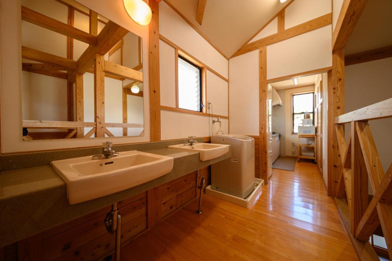 Bed and Breakfast Yufuin Flora House Экстерьер фото