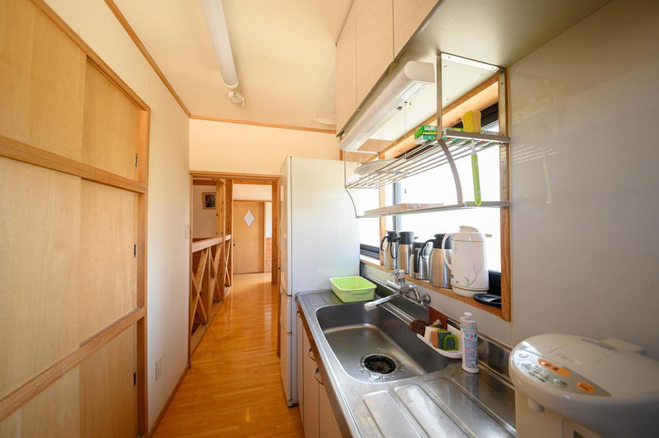 Bed and Breakfast Yufuin Flora House Экстерьер фото