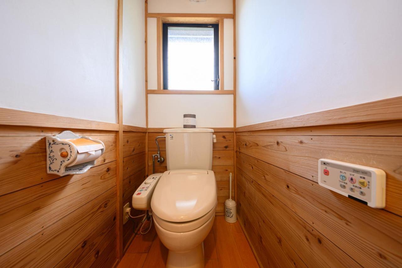 Bed and Breakfast Yufuin Flora House Экстерьер фото